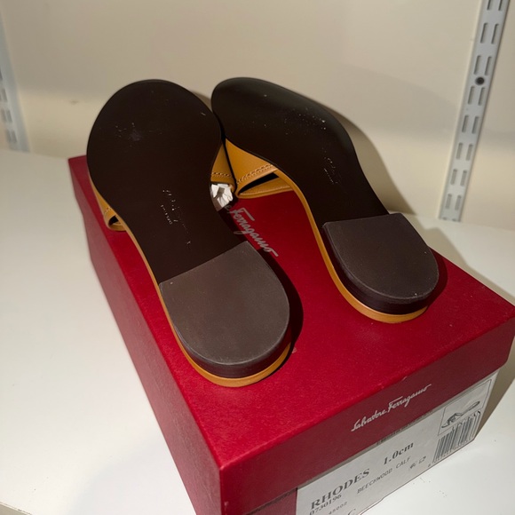 Salvatore Ferragamo Rhodes Leather Slide Sandals - Picture 5 of 8